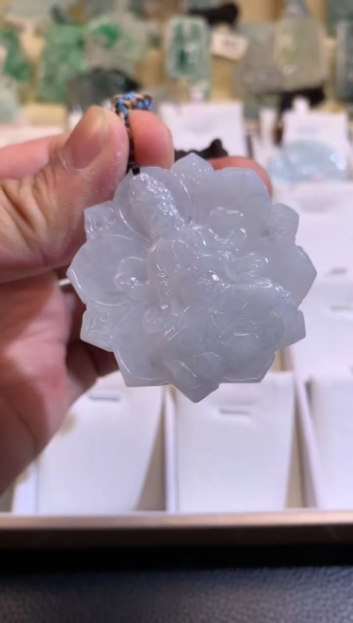 【闪购商品】翡翠颈饰未镶嵌03/06/119