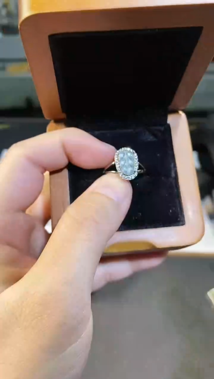 【闪购商品】翡翠戒指未镶嵌多样性发货不含链其一