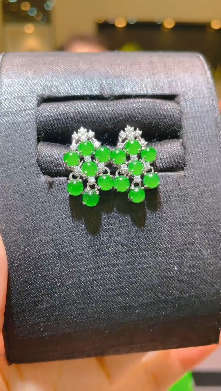 【闪购商品】翡翠颈饰银S925镶嵌天然A货翡翠A15