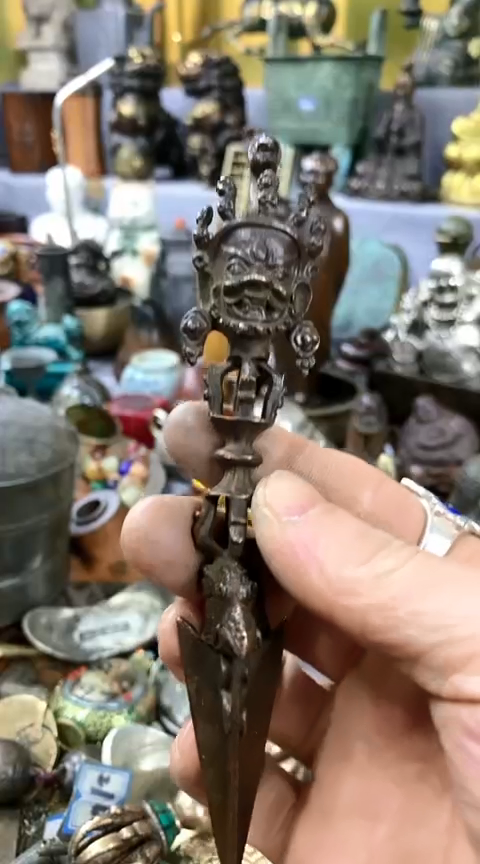 【闪购商品】一物一拍编号古铜色杵把件