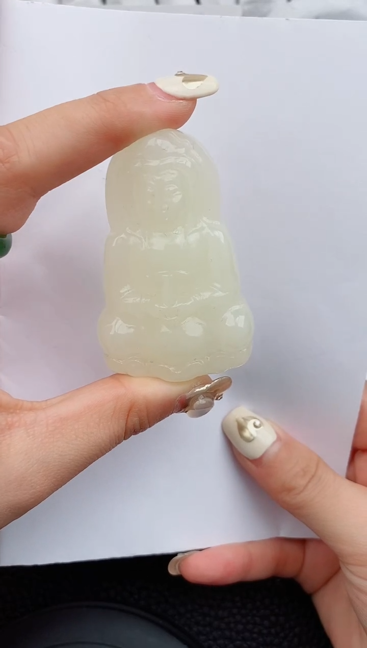 【闪购商品】石英质玉吊坠(不含链)未镶嵌68微色差T