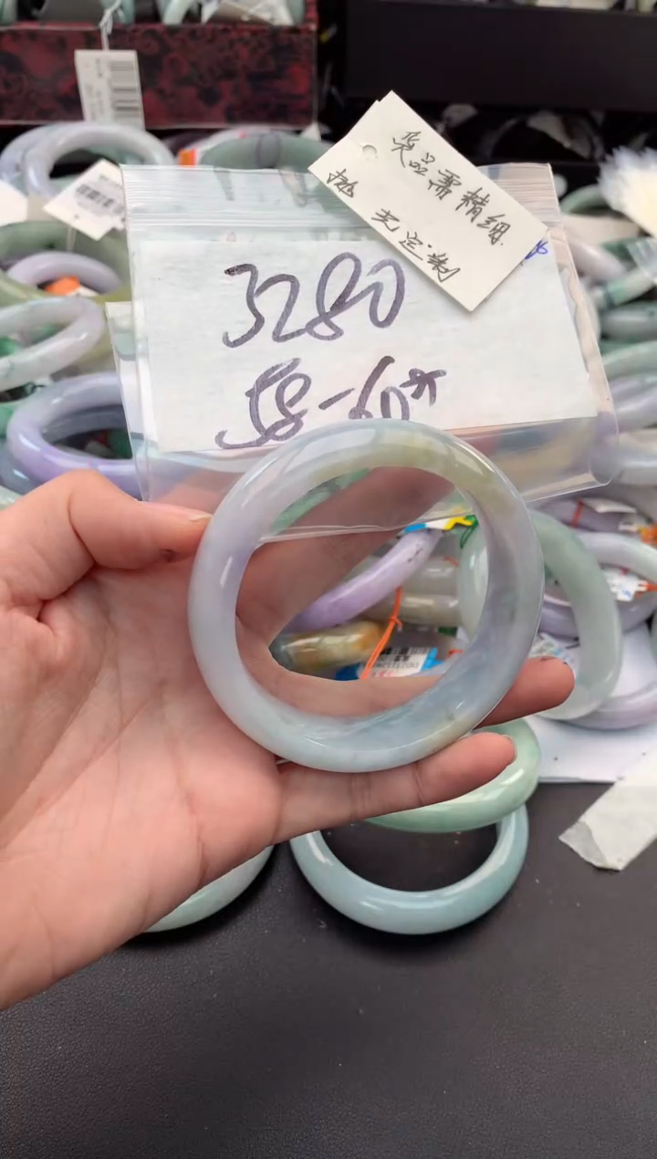 【闪购商品】定制翡翠未镶嵌毛货需精细抛光+多人