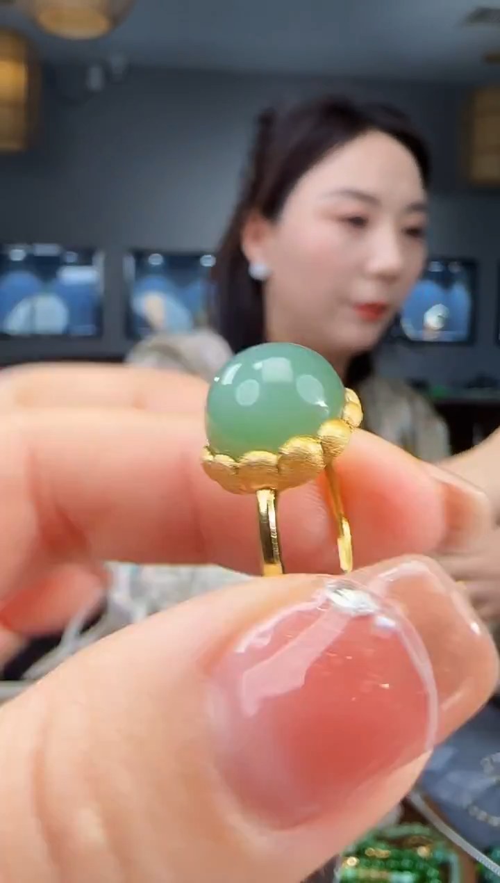 银S925镶嵌戒指和田玉1