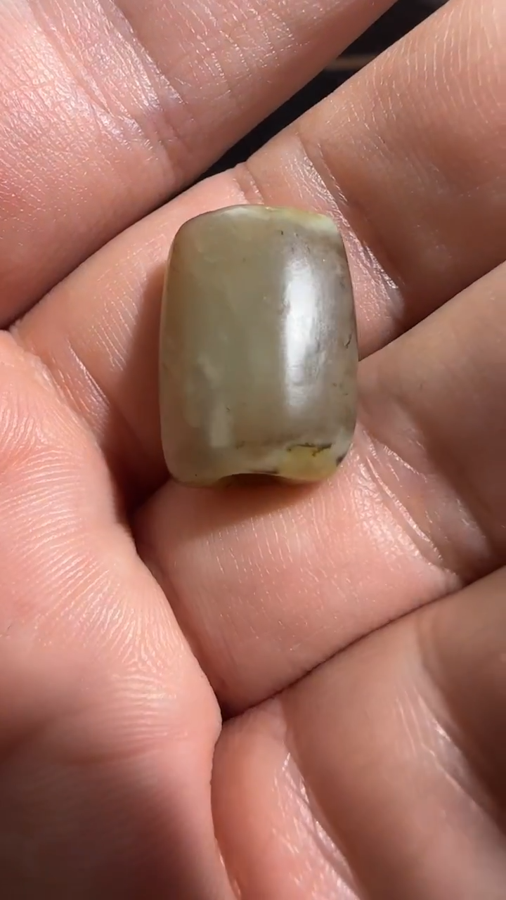 吊坠(不含链)未镶嵌和田玉一**画和田玉珠子1