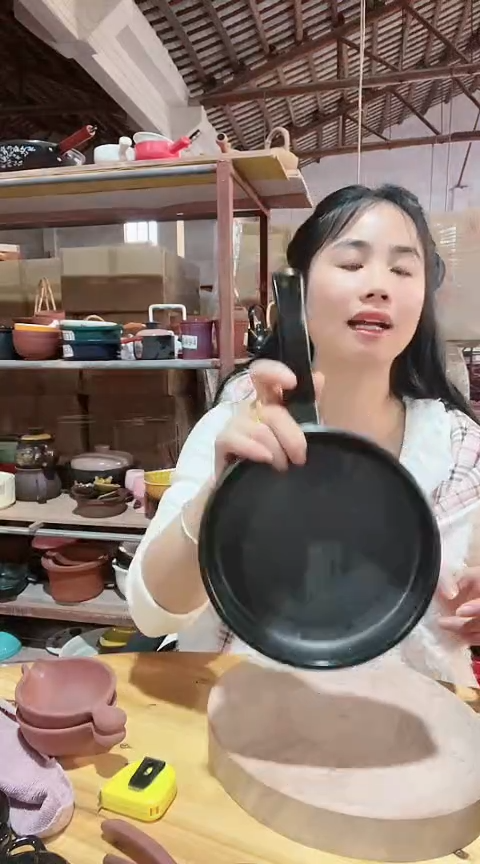 陶瑕疵黑色手把煎盘不带盖