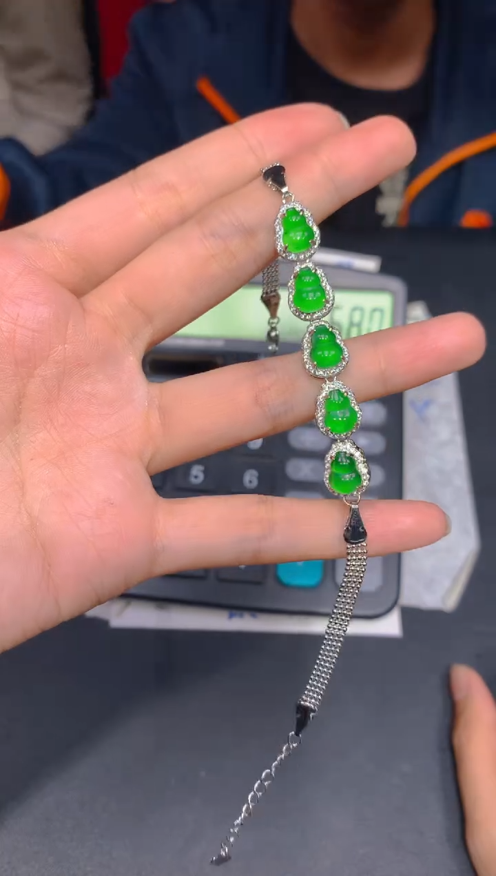 【闪购商品】定制翡翠未镶嵌136多样性发货（发其一）