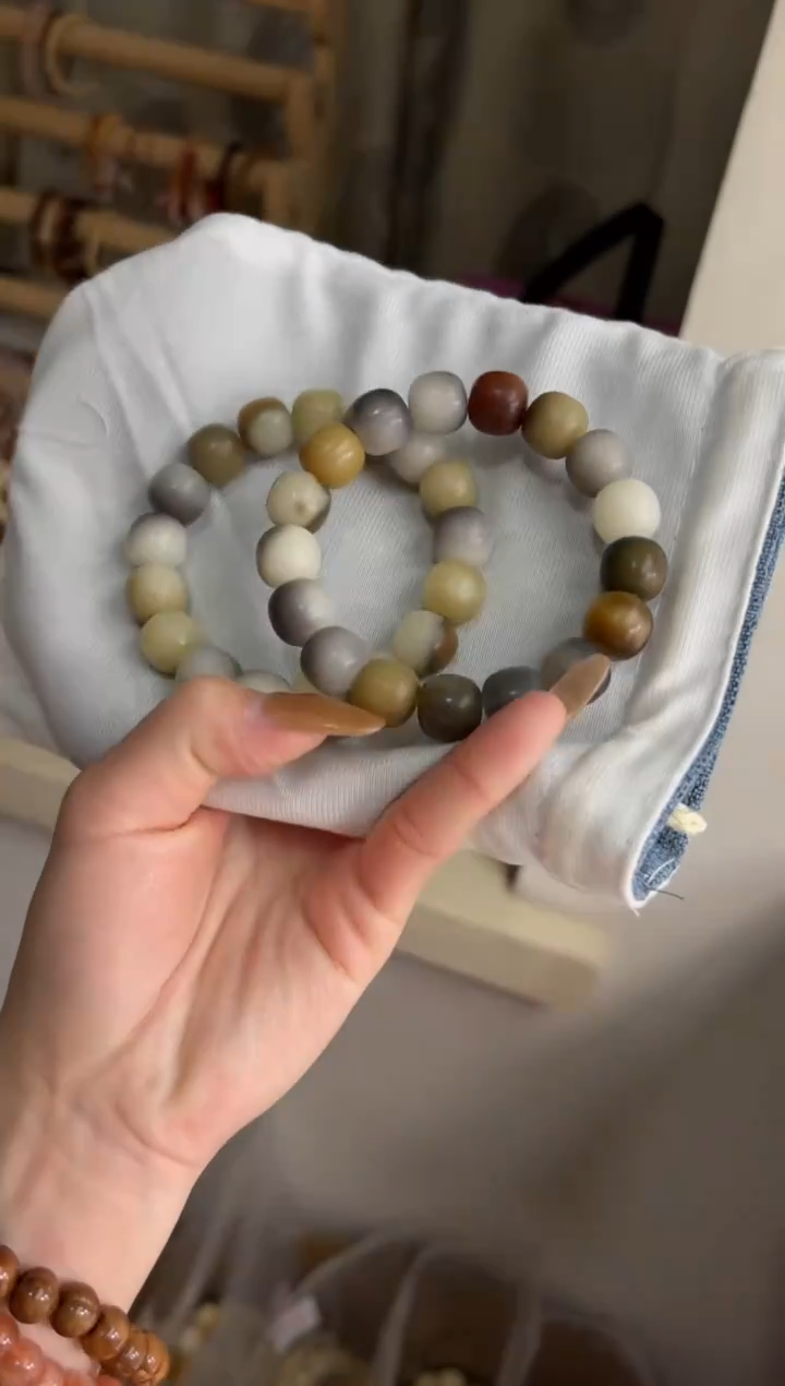 手串菩提根/象牙果沐c83烟雨蒙蒙干磨桶珠12*13mm手串随机