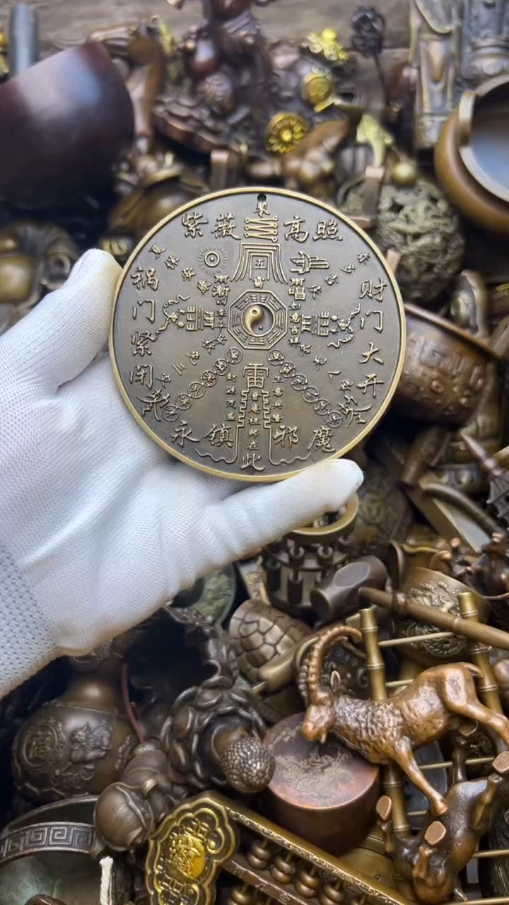 精美铜器，点击下单