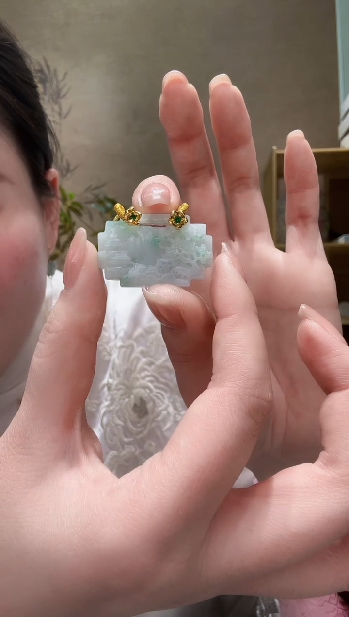 【闪购商品】翡翠颈饰未镶嵌吊坠