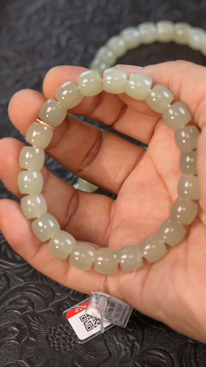 未镶嵌手链和田玉多样性发一件THTY6698