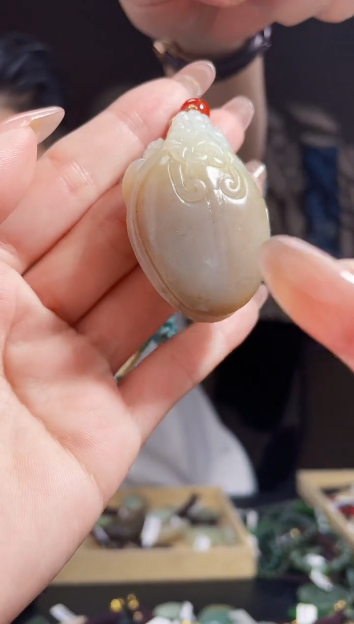 【闪购商品】和田玉颈饰未镶嵌拍一发一