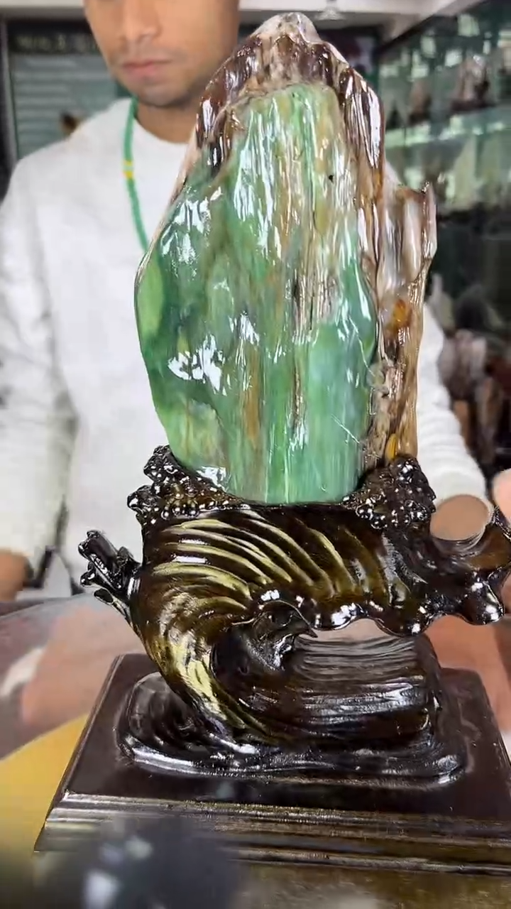 未镶嵌珠宝奇石硅化玉缅甸天然树化玉摆件