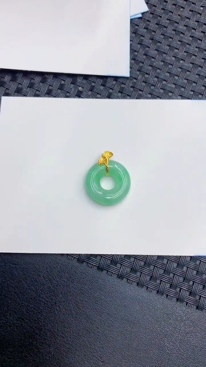 【闪购商品】翡翠颈饰18K金镶嵌            8