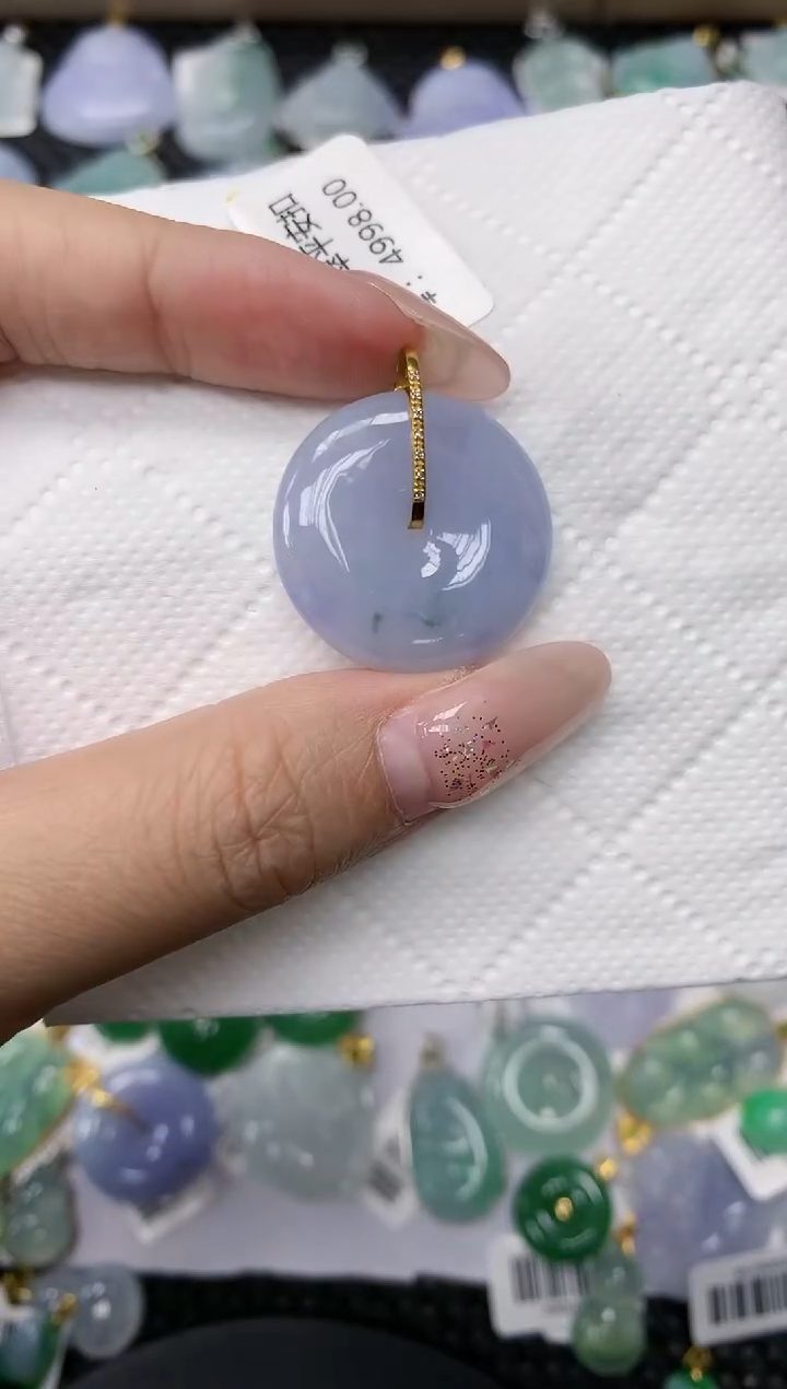 颈饰18K金镶嵌翡翠1111111111