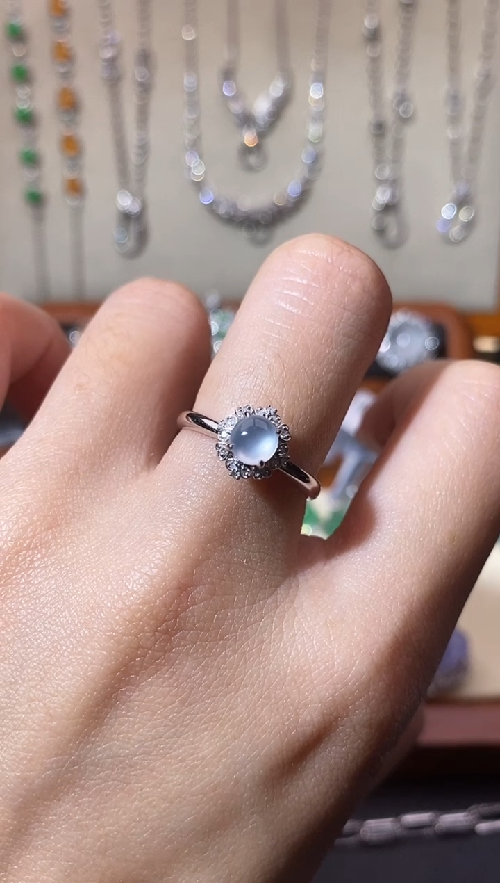 【闪购商品】翡翠戒指18K金镶嵌戒指