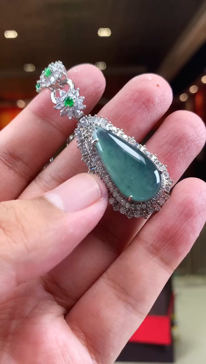 【闪购商品】翡翠颈饰未镶嵌        *759
