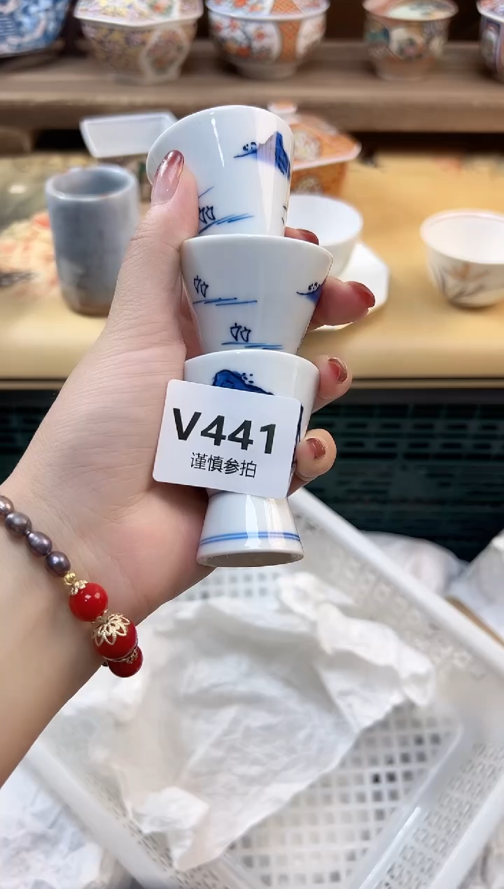 瓷片8****儿     441