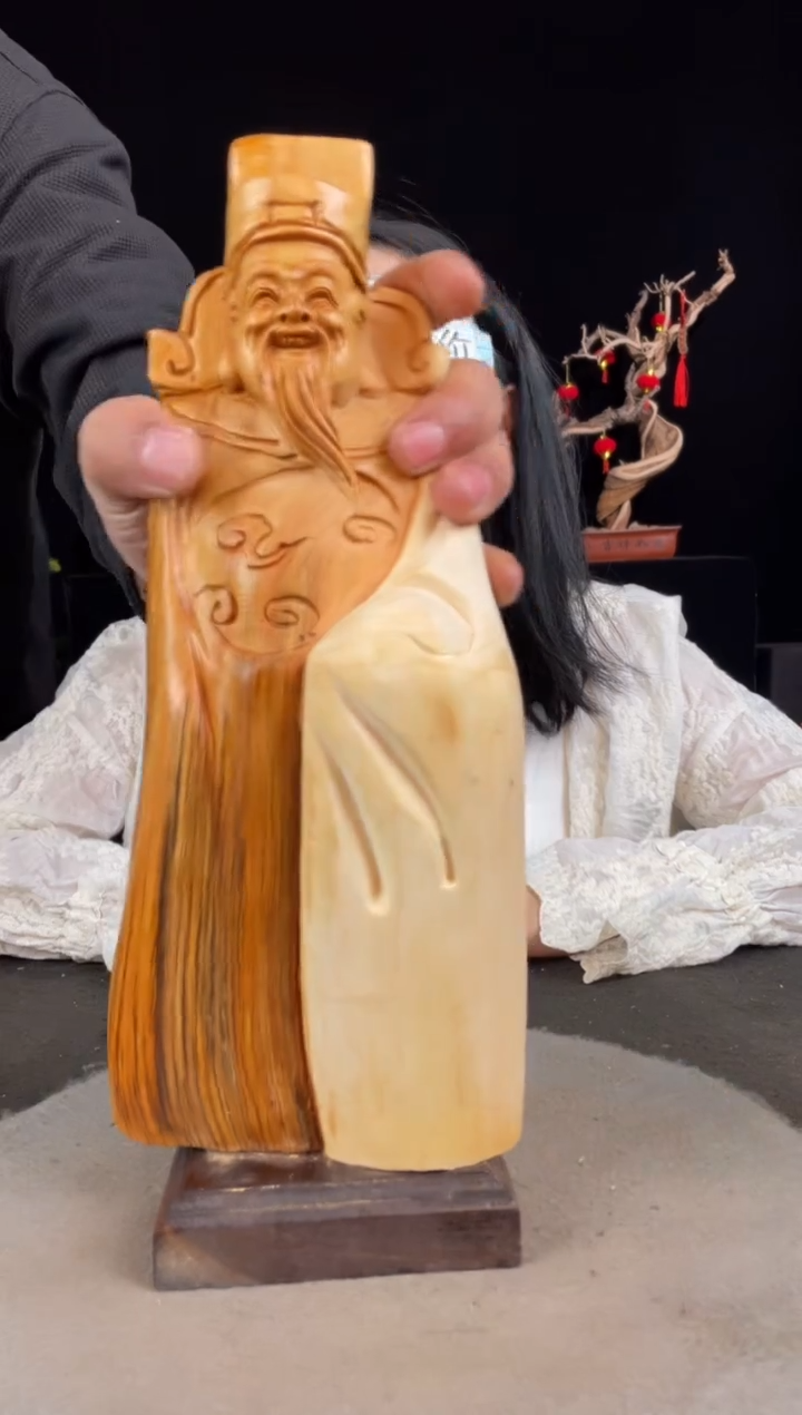 【闪购商品】柏木（崖柏）其他手工摆件,先抢先得!