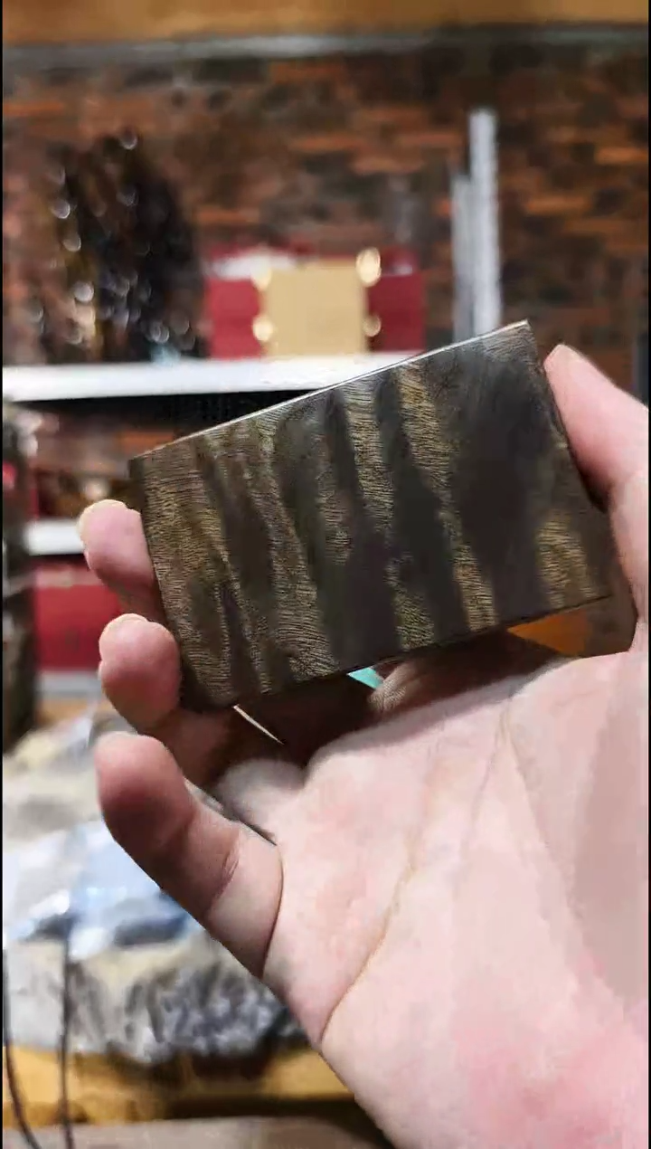 金丝楠无事牌手把件