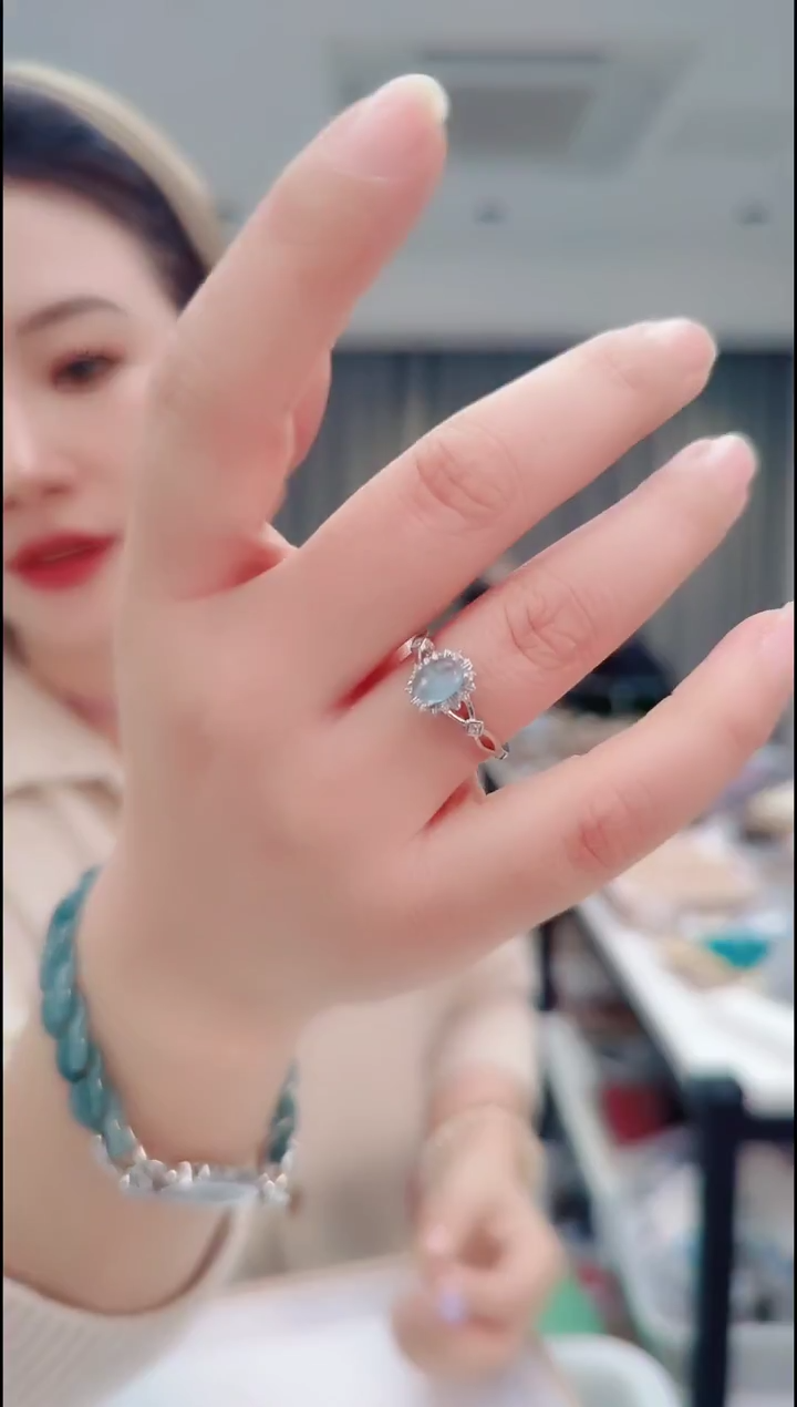 合金颈饰海蓝宝石31128小戴妃戒指