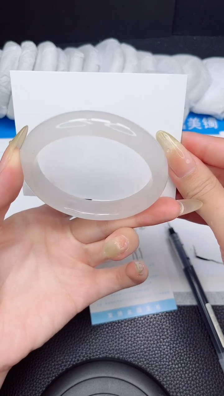 石英质玉手镯未镶嵌61-58.2