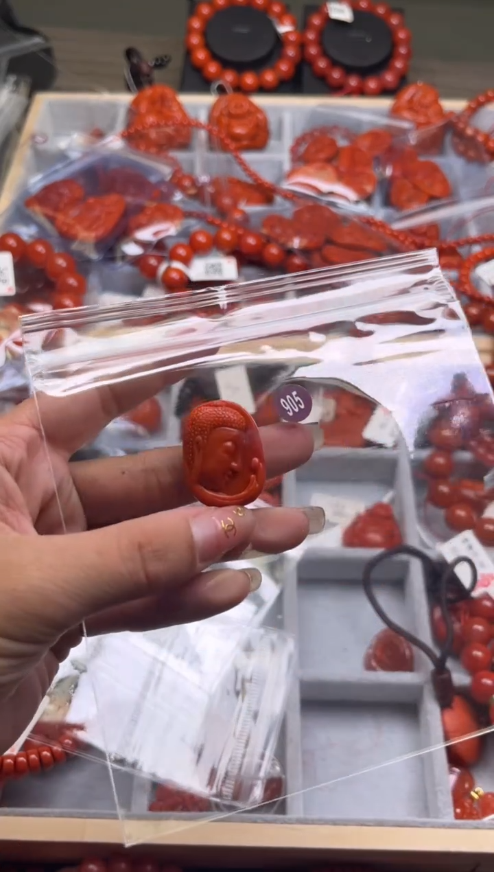 【闪购商品】南红玛瑙珠宝奇石未镶嵌905