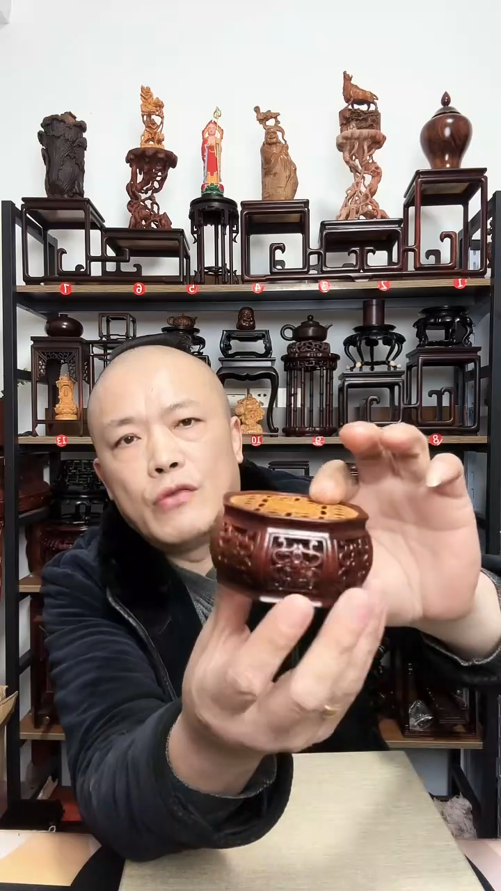 紫砂底座木7.5直径高4