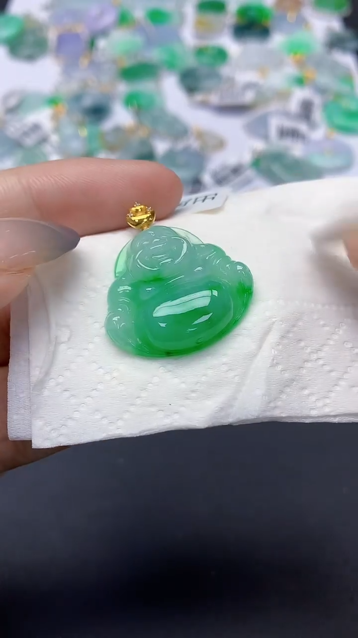 翡翠18K金镶嵌颈饰天然缅甸a货翡翠