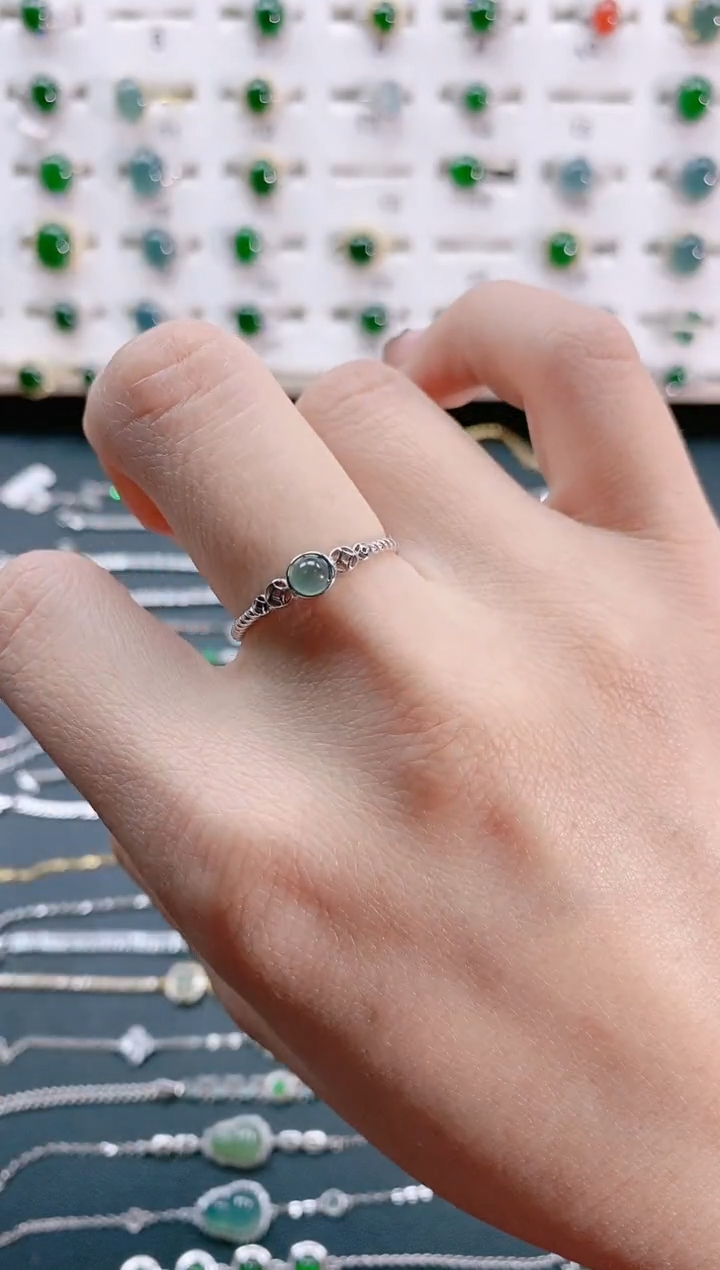【闪购商品】翡翠戒指银S925镶嵌天然翡翠