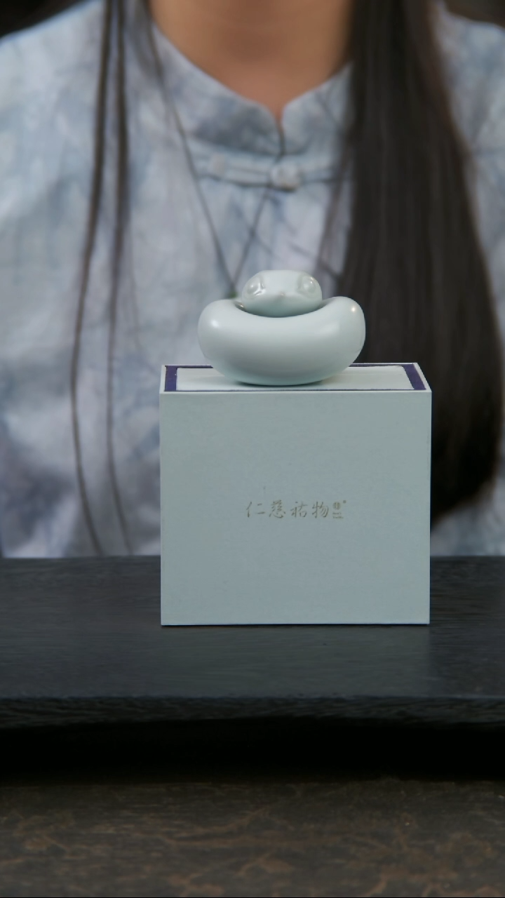 【闪购商品】杯蛇元宝1(不开片摆件）
