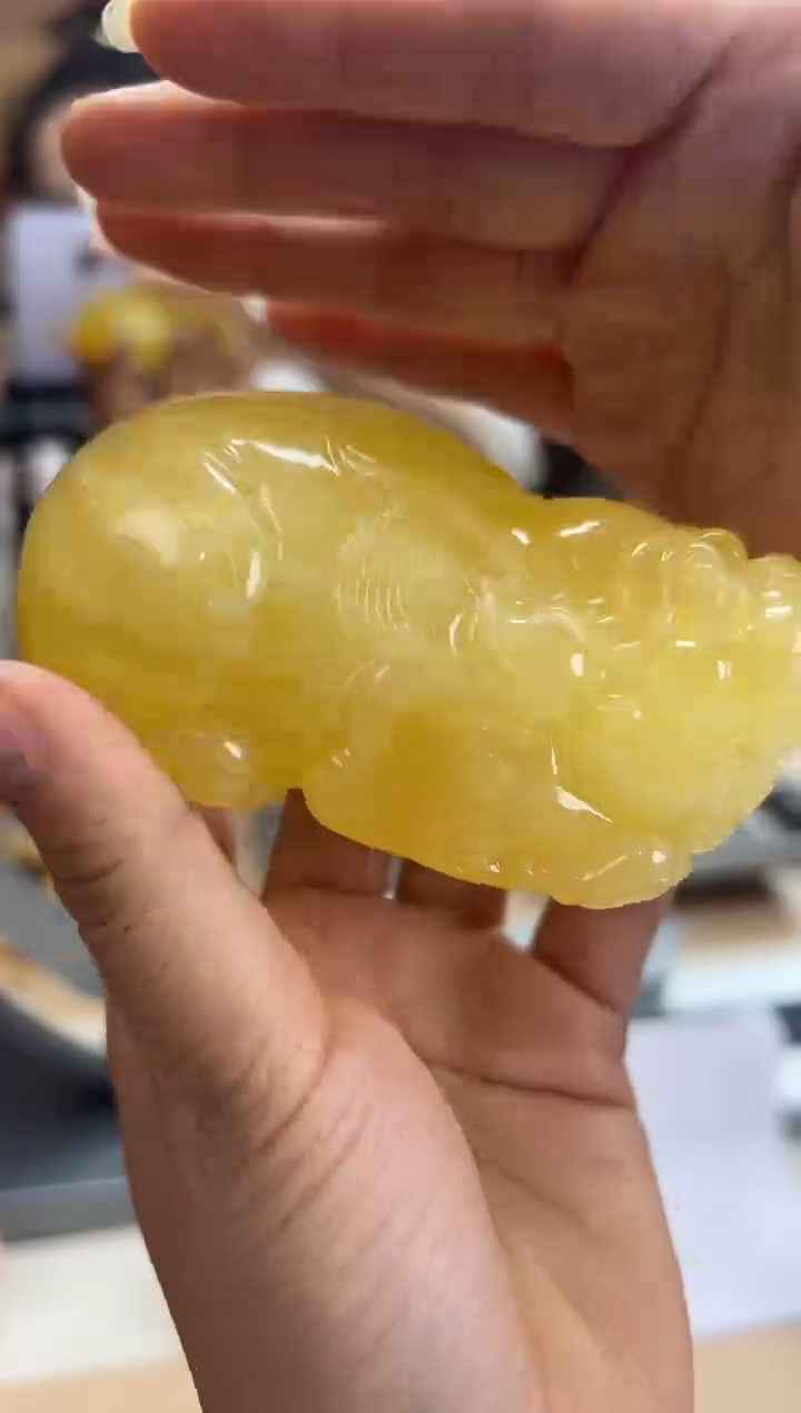 【闪购商品】琥珀裸石未镶嵌蜜蜡吊坠