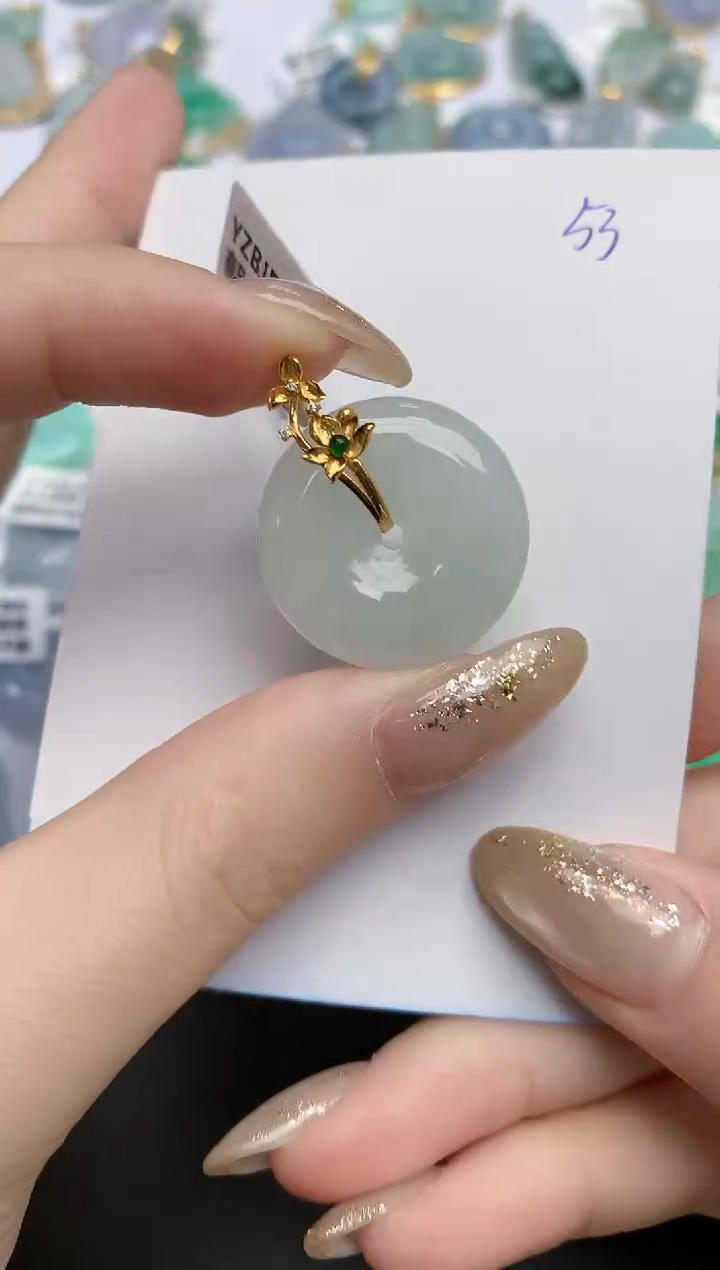 【闪购商品】翡翠颈饰18K金镶嵌天然缅甸翡翠A货