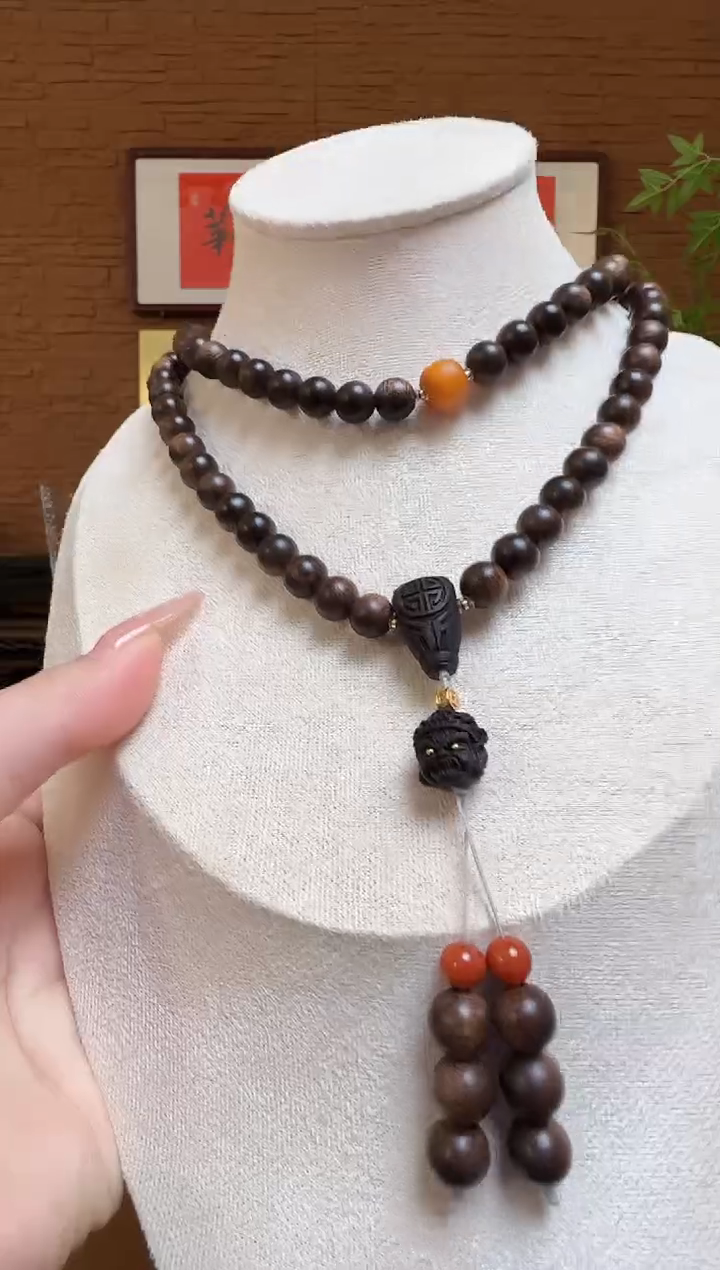 【闪购商品】沉香吊坠昆仑梅格0.8九九分沉多圈手串配沉香木雕