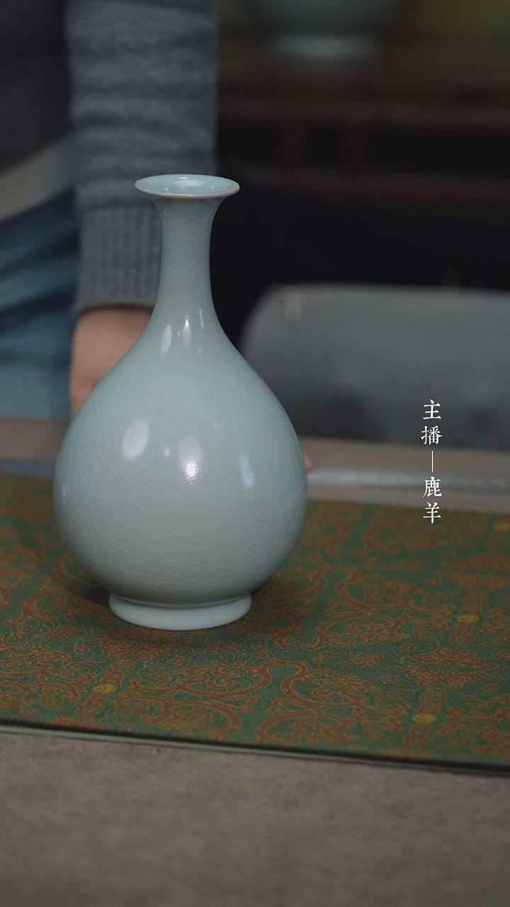 【闪购商品】玉壶春（朱钰峰）——龙羊