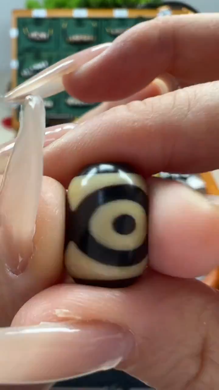 玛瑙/玉髓（覆膜）颈饰未镶嵌48.（微瑕）