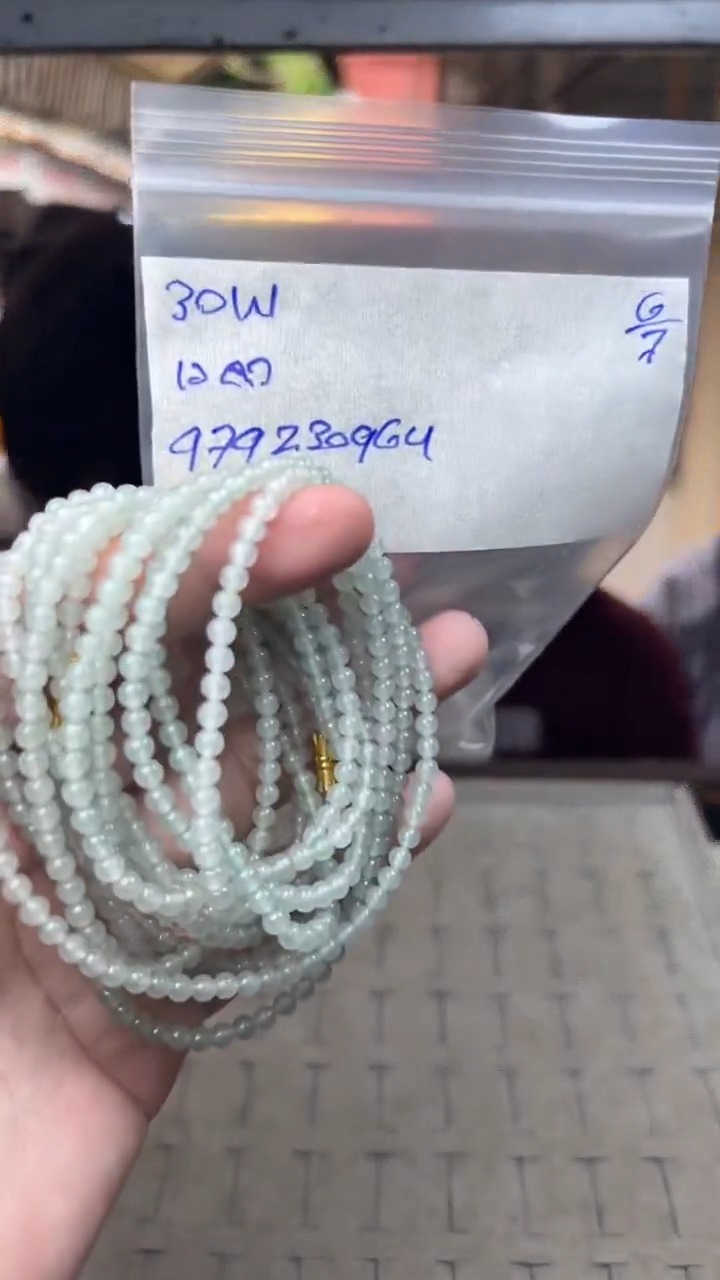 定制翡翠未镶嵌多样性随机发货，拍一发一