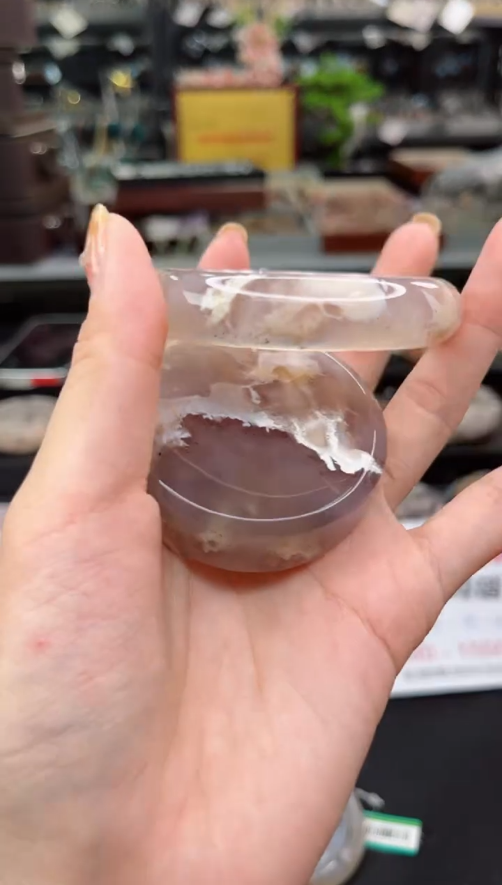 【闪购商品】石英质玉手镯未镶嵌57圈口（赠品镯心）3570159