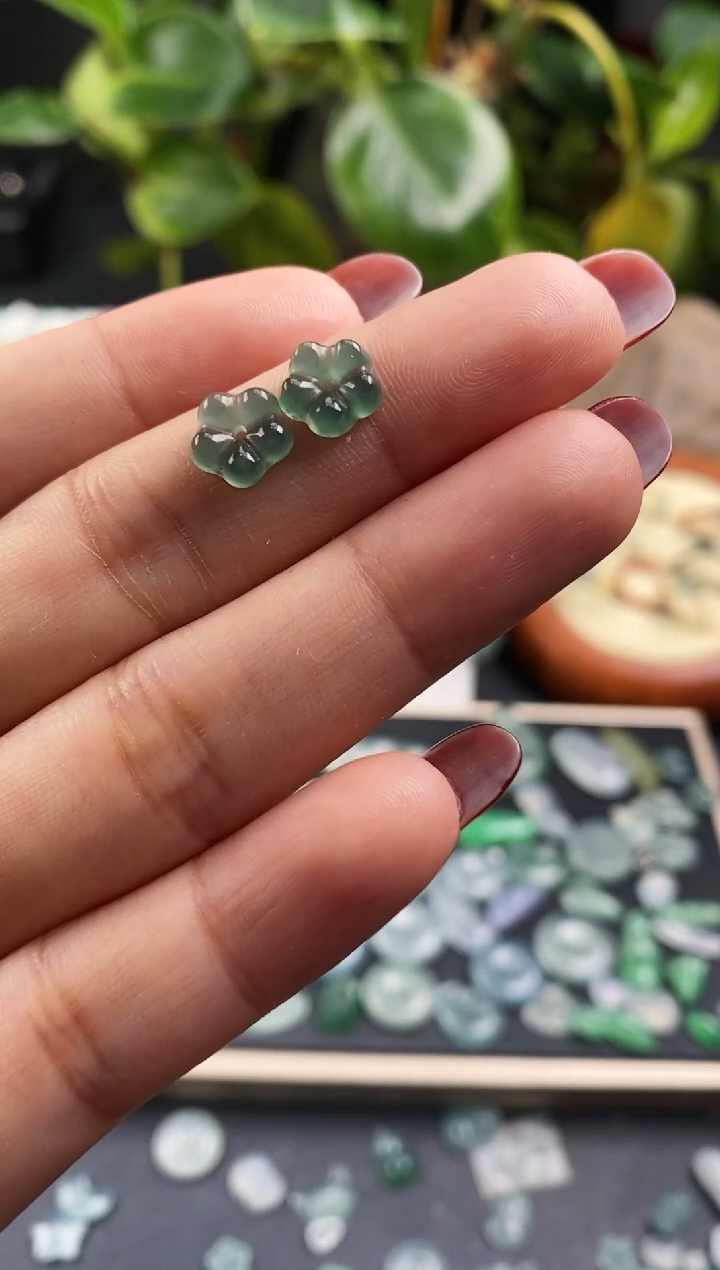 【闪购商品】翡翠裸石翡翠小花