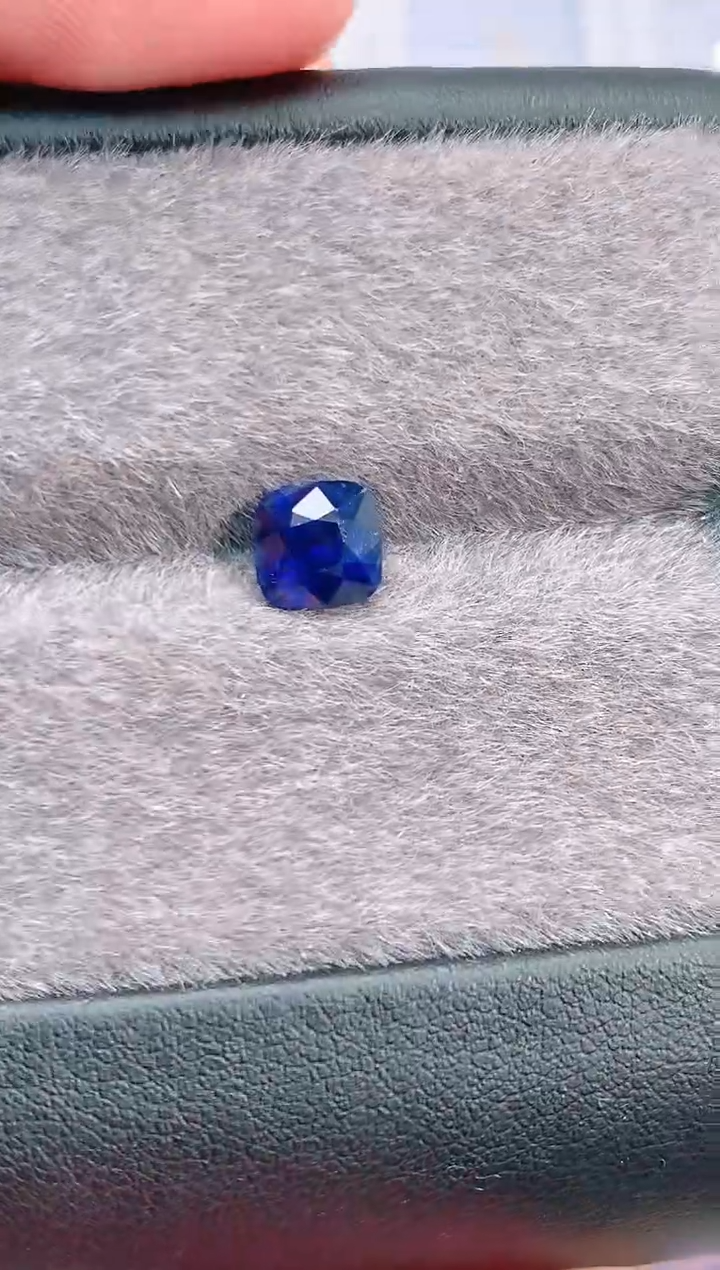 裸石蓝宝石1.54-7200天然无烧蓝宝石
