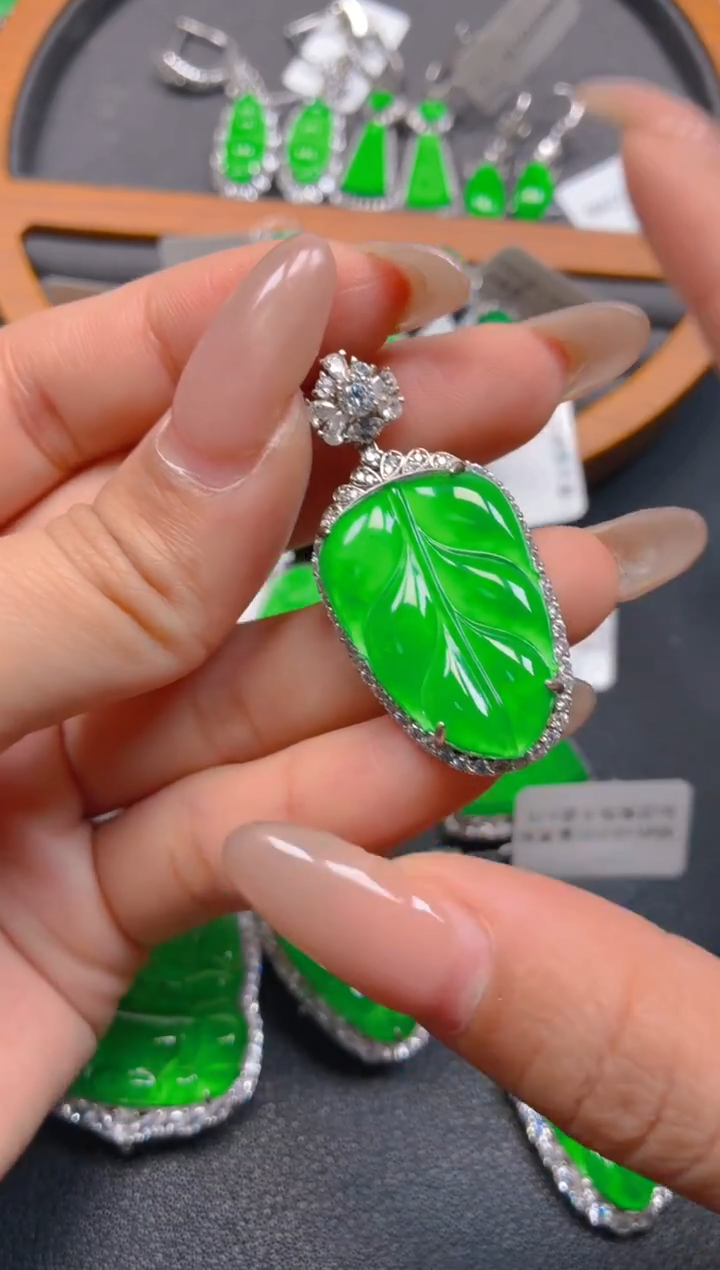 吊坠(不含链)银S925镶嵌翡翠1
