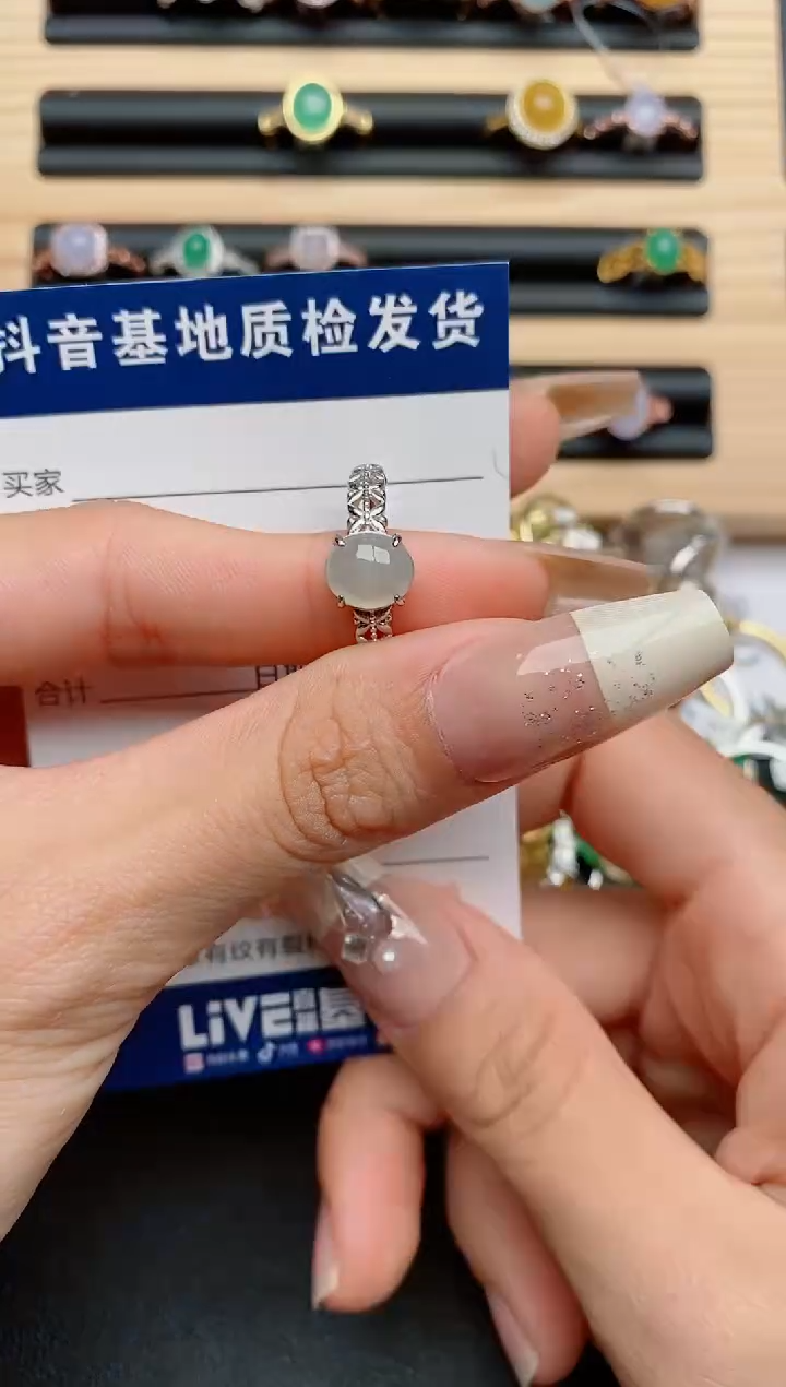 【闪购商品】翡翠戒指银S925镶嵌......