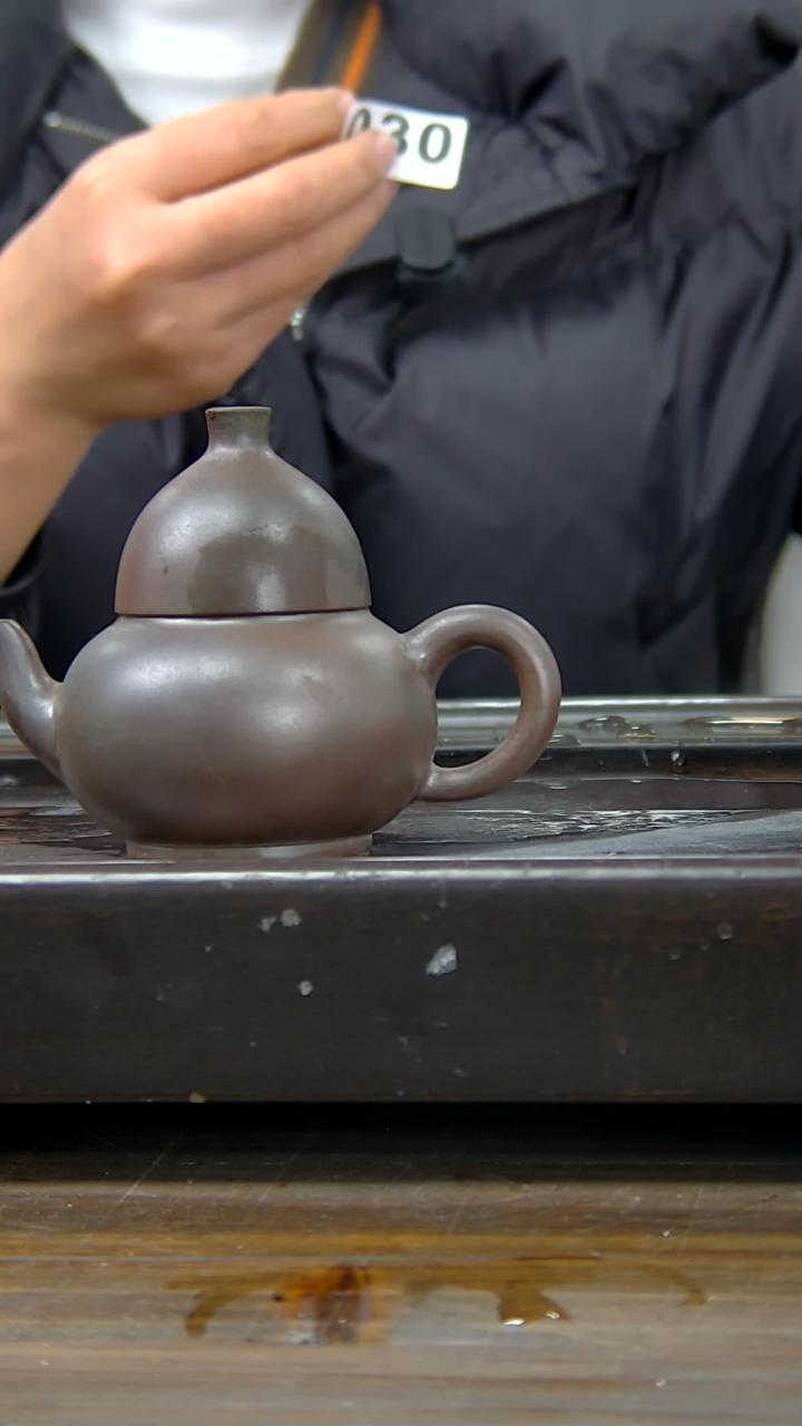 【闪购商品】贵台龙窑柴烧茶壶030