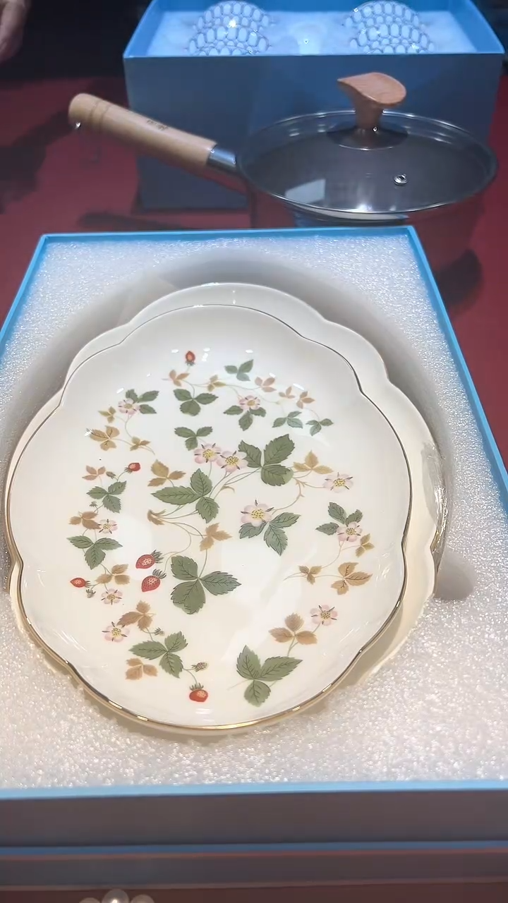 【闪购商品】瓷片锅碗瓢盆一件不剩
