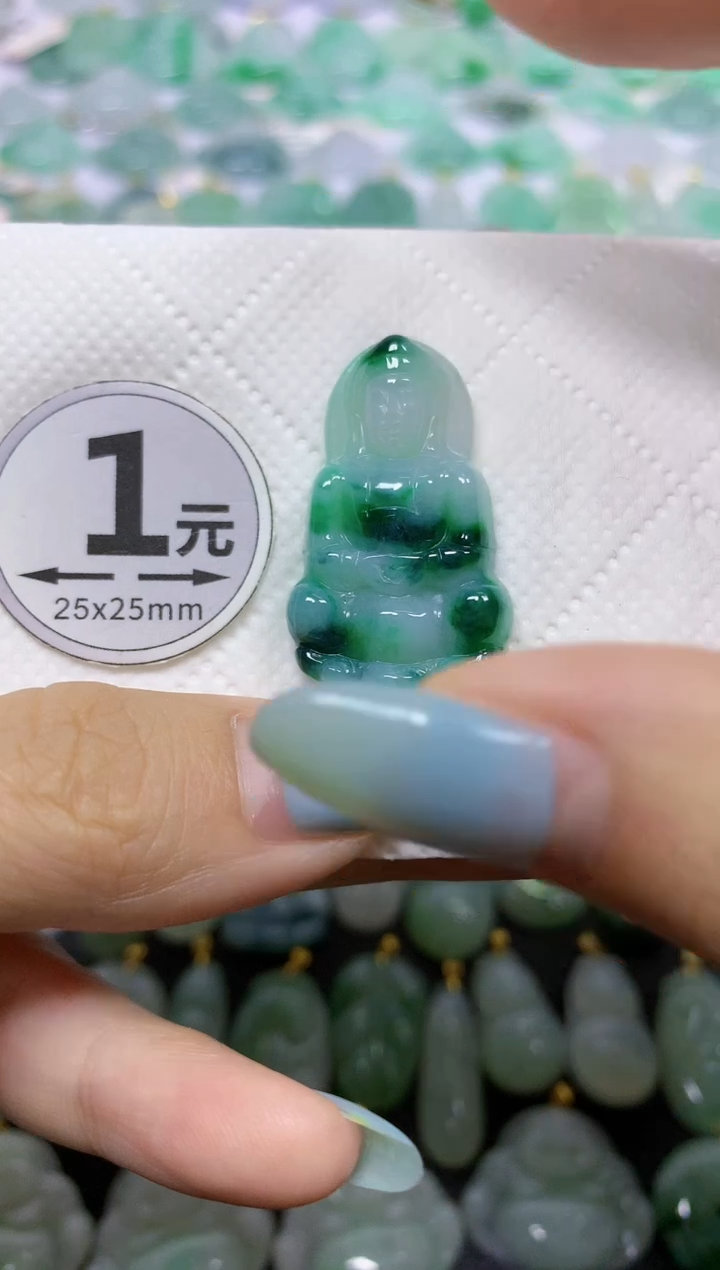 翡翠未镶嵌颈饰天然翡翠A货