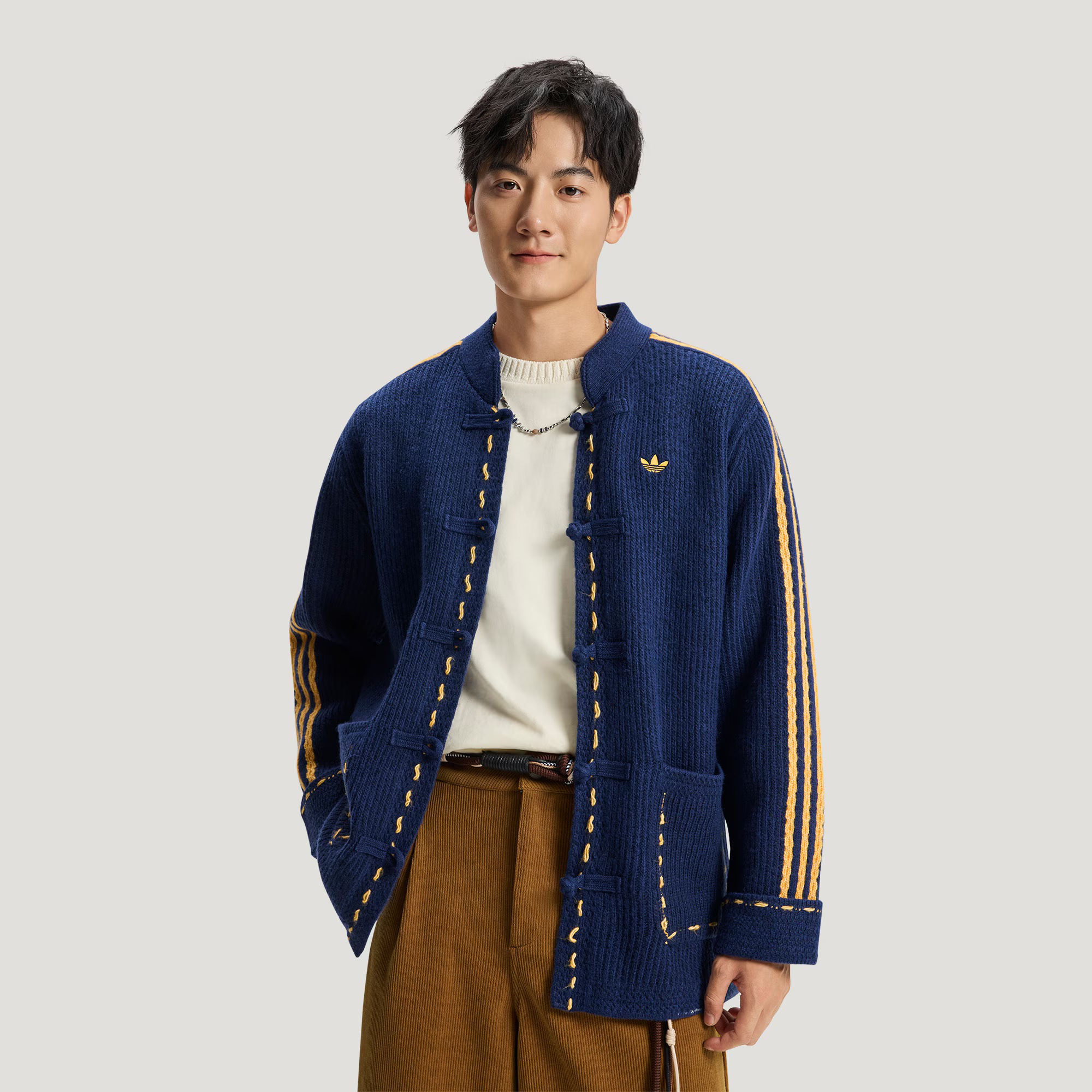 adidas三叶草 新中式秋冬新款休闲针织运动宽松夹克外套 KR5064 1