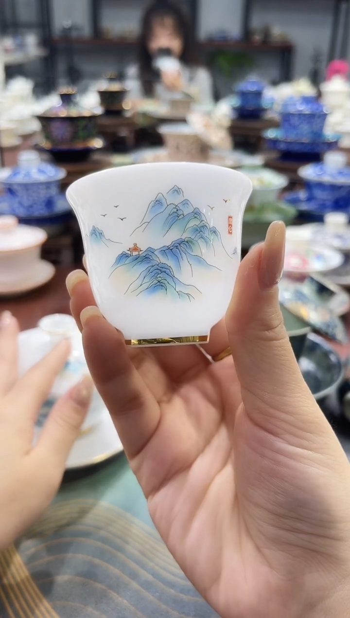 【闪购商品】冰种描金龙脉杯子1个