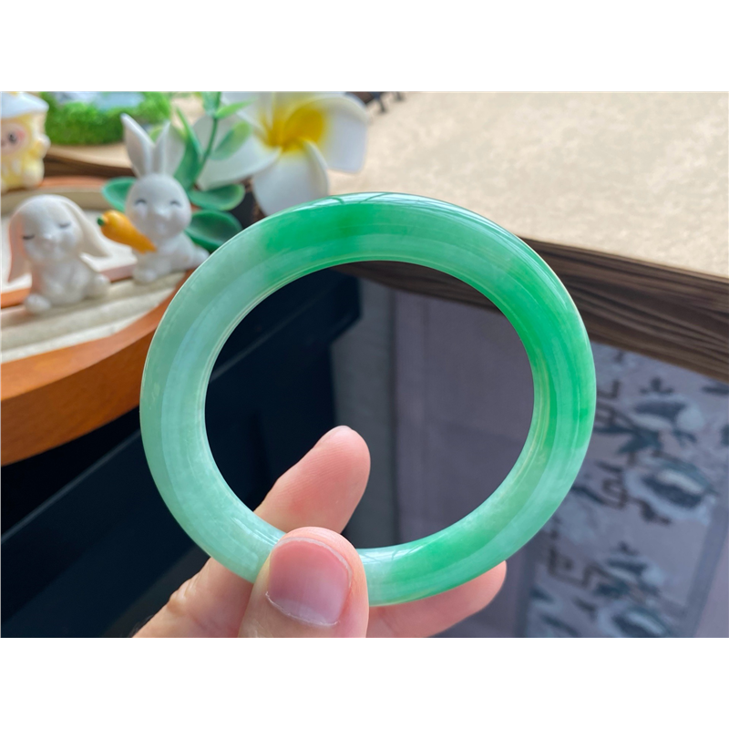 天然翡翠10.04批翠绿圆条8903号53.6-9.7-9.3 翠绿色天然翡翠手镯