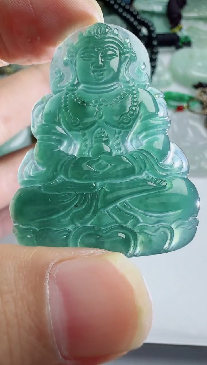 【闪购商品】翡翠颈饰未镶嵌111111111