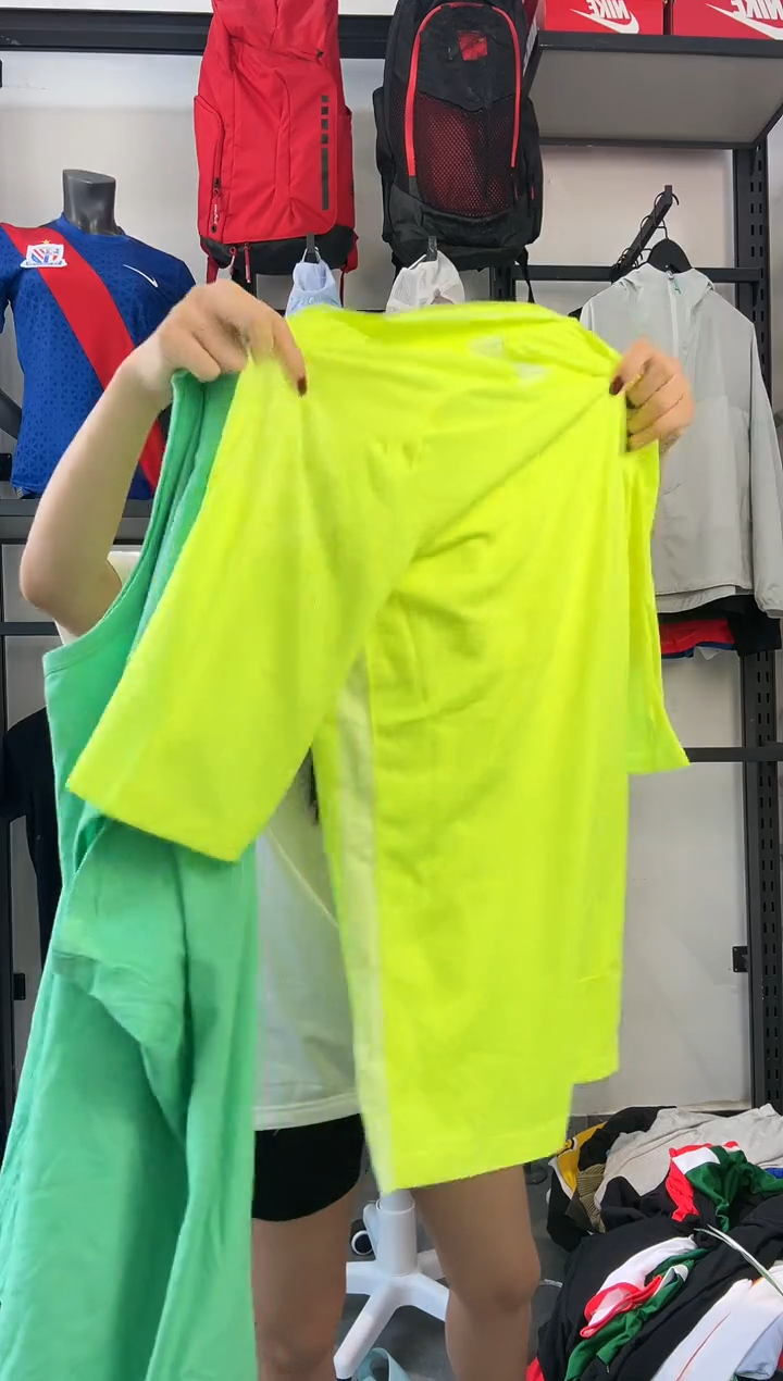 196·编码 耐克卫衣服饰过款为准 尺码