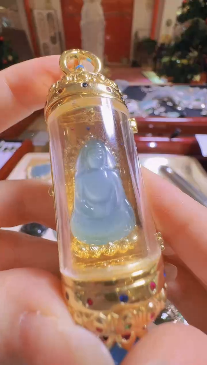 【闪购商品】翡翠吊坠(不含链)未镶嵌翡翠